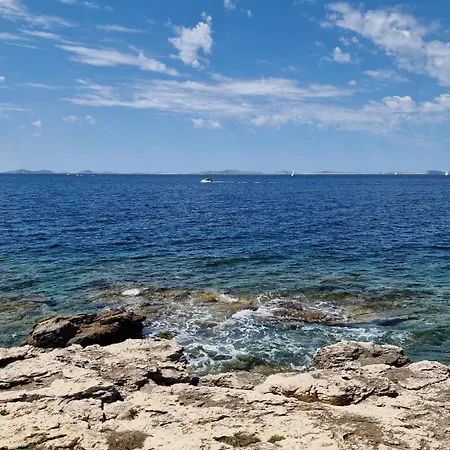 Aliara Panorama Villa *