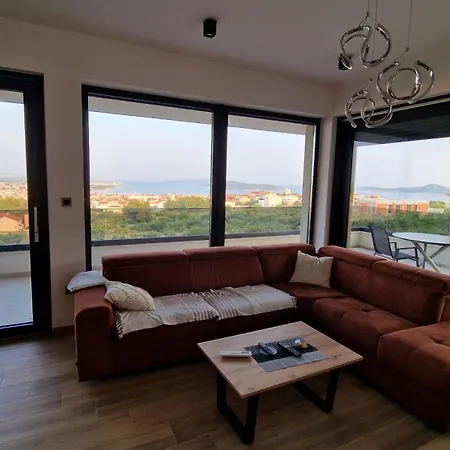 Willa Aliara Panorama *