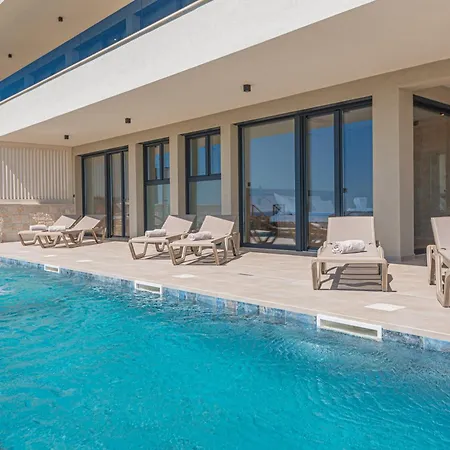 Aliara Panorama Villa