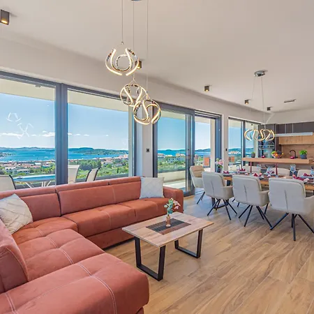 Aliara Panorama Willa Vodice