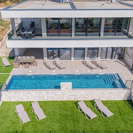 Aliara Panorama 보디체