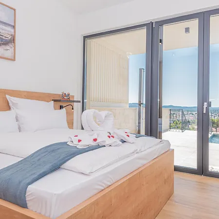 Aliara Panorama Villa