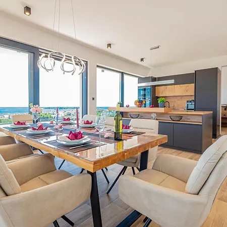 Aliara Panorama Villa *