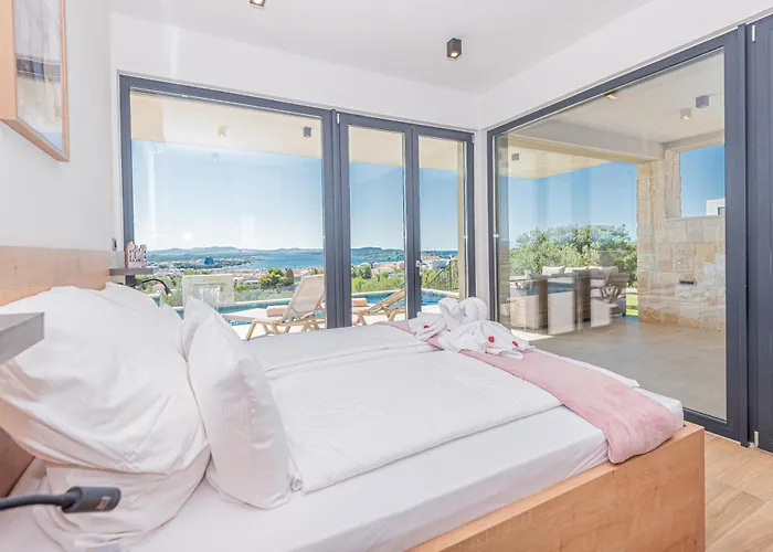 Aliara Panorama 别墅