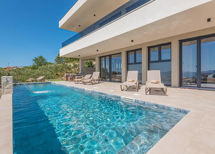 Aliara Panorama * 沃迪切