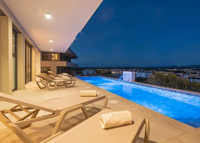 Aliara Panorama Villa