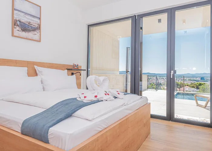 Aliara Panorama Villa